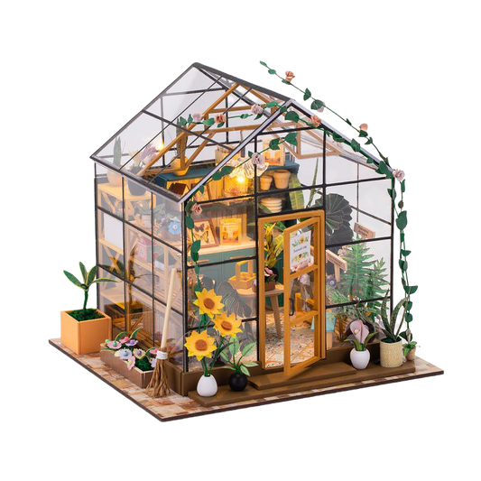 jenny green miniature dollhouse from Joyful Memo